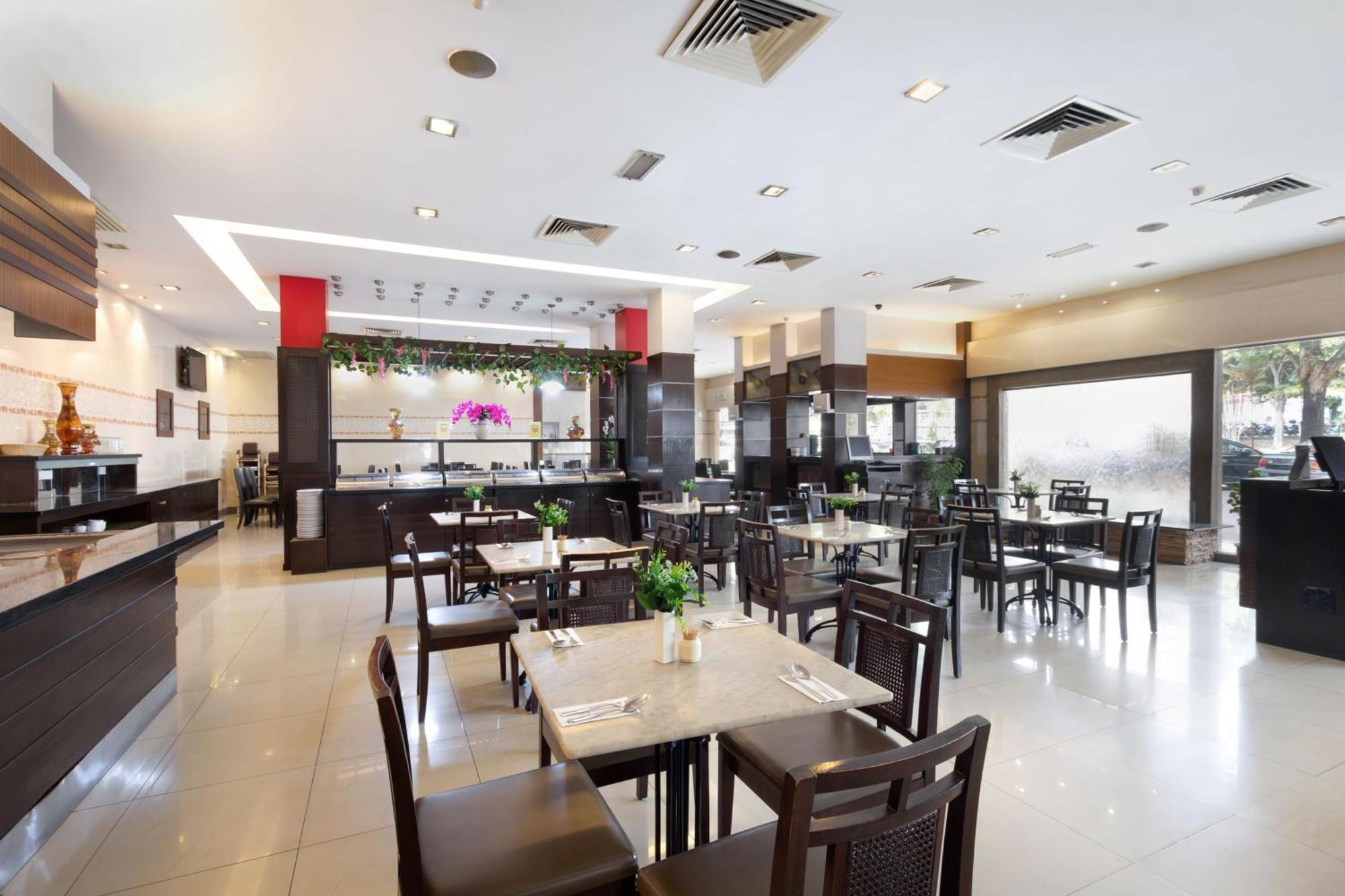 Kings Hotel Melaka Buitenkant foto