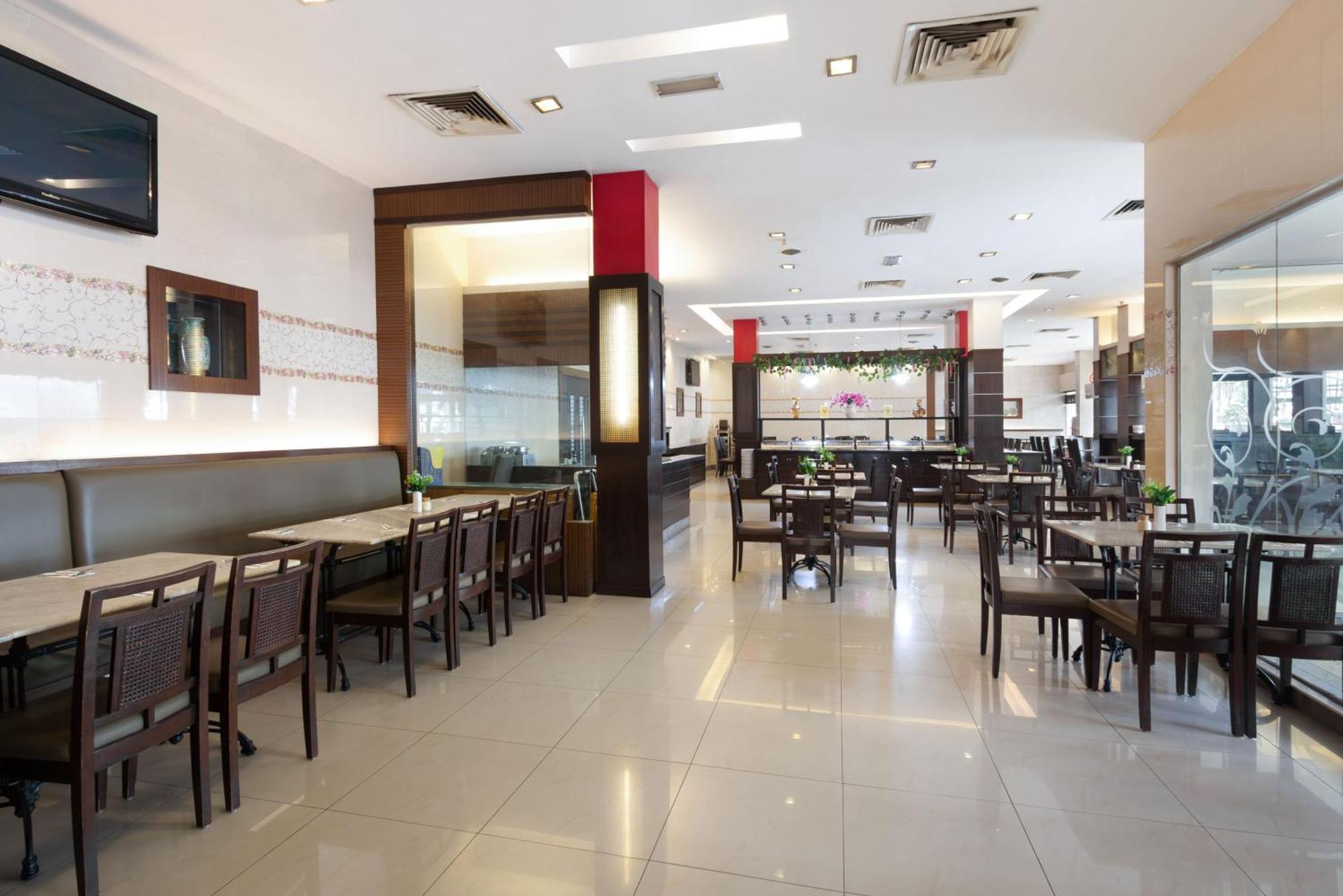 Kings Hotel Melaka Buitenkant foto