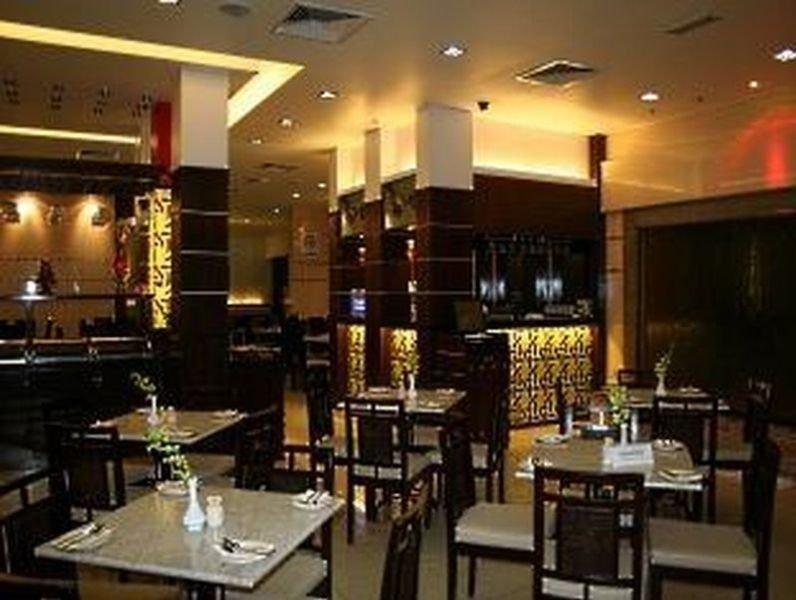 Kings Hotel Melaka Buitenkant foto